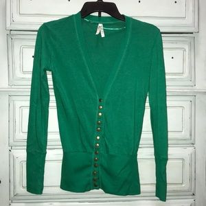 Button snap cardigan